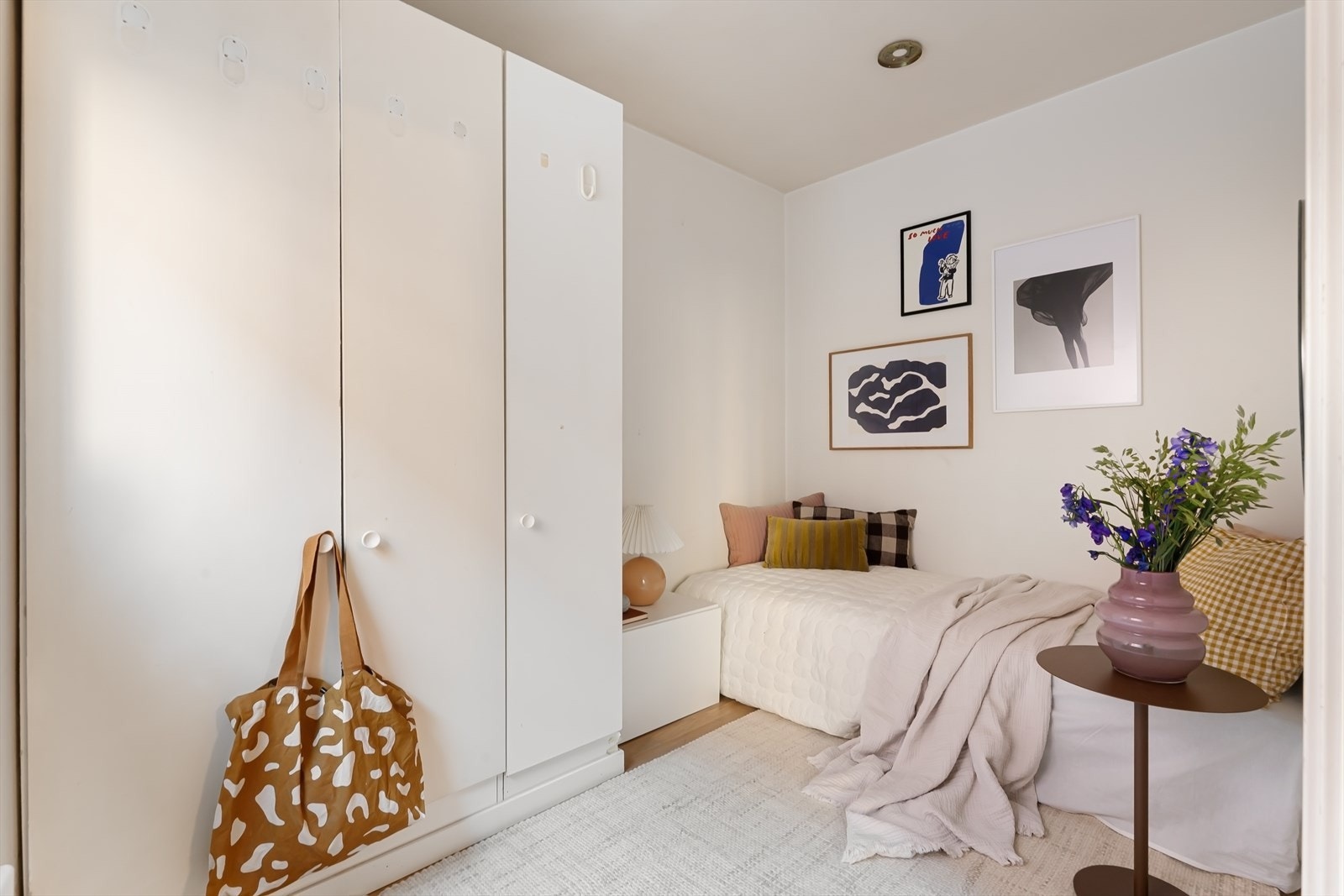 Soverom. Galleribilde