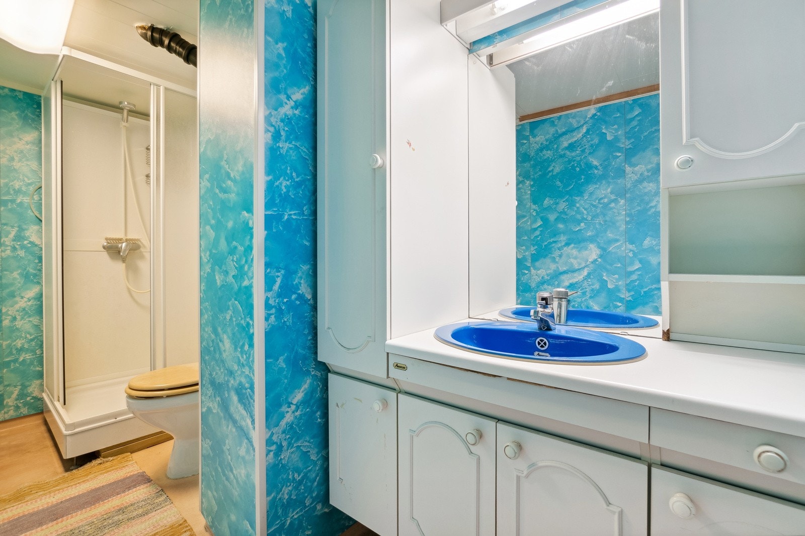 Bad innredet i underetasjen. Galleribilde