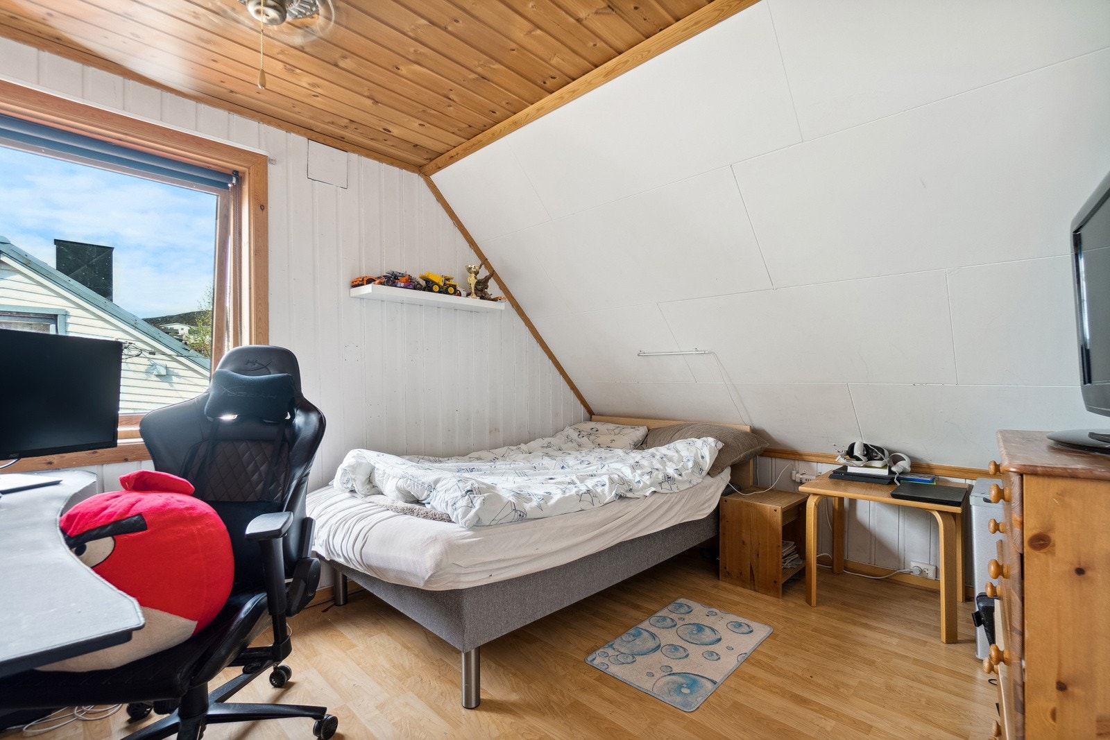 I 2.etasje har du også tilgang til et separat toalett, samt en bod. Galleribilde