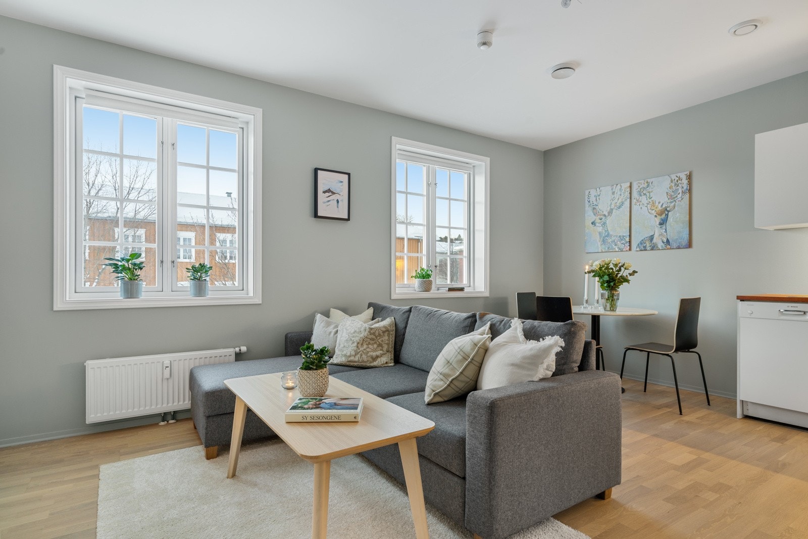 Proaktiv Eiendomsmegling ved Christer A. Pedersen har gleden av å ønske deg velkommen til Kyavegen 8! Galleribilde