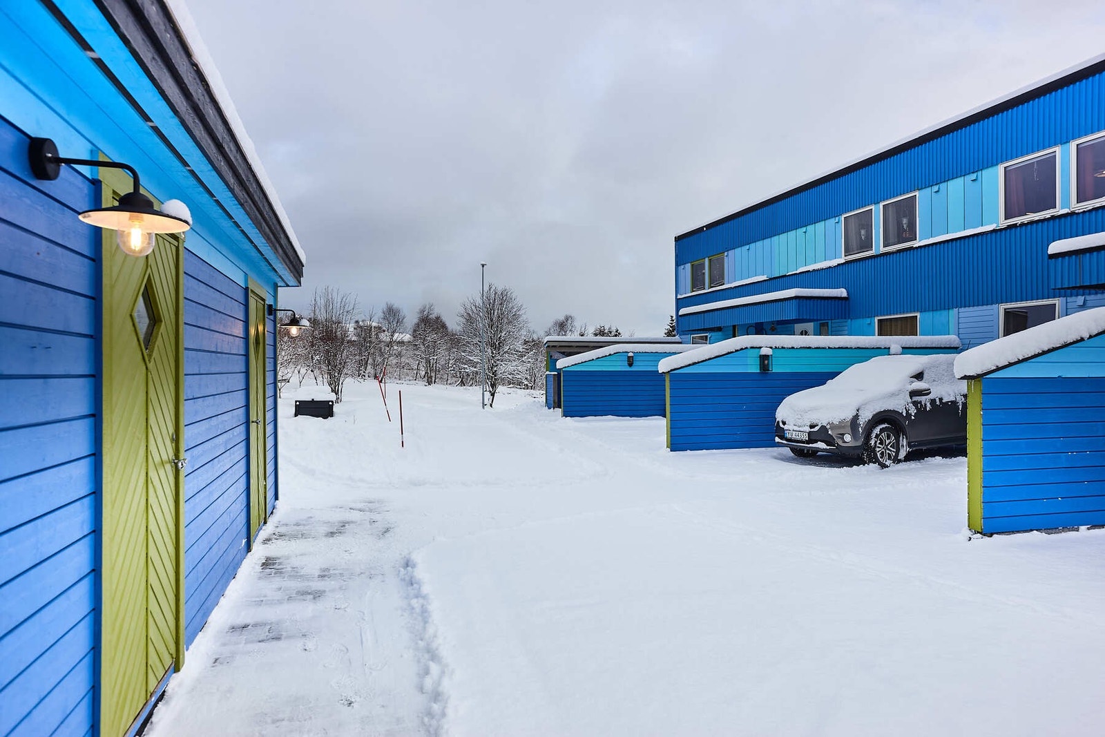 I tillegg til garasje disponerer boligen en utebod. Galleribilde