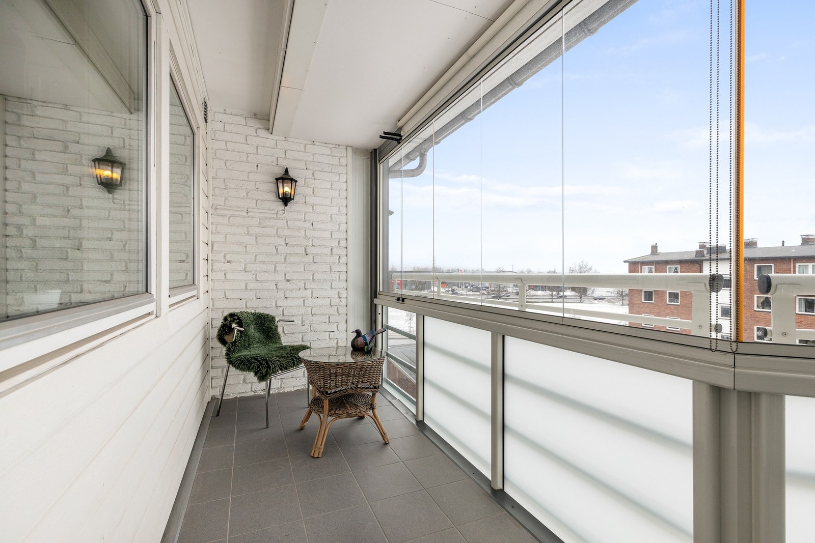 Gulvet er belagt med fliser Galleribilde