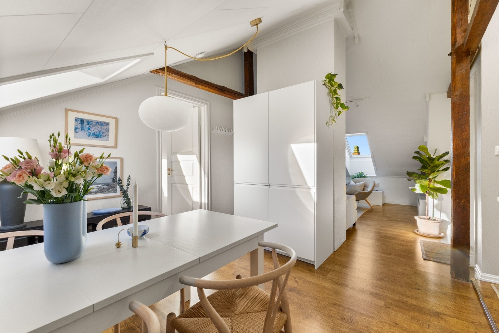 God takhøyde med 3,35 m på det høyeste Galleribilde