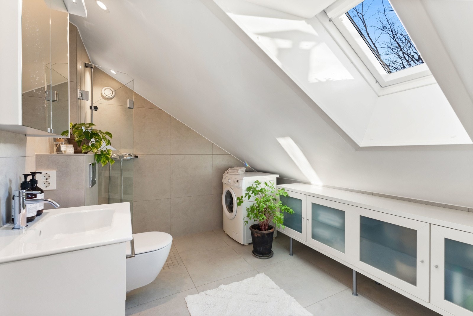 Delikat bad pusset opp i 2023 av bademiljø med full dokumentasjon og garanti Galleribilde