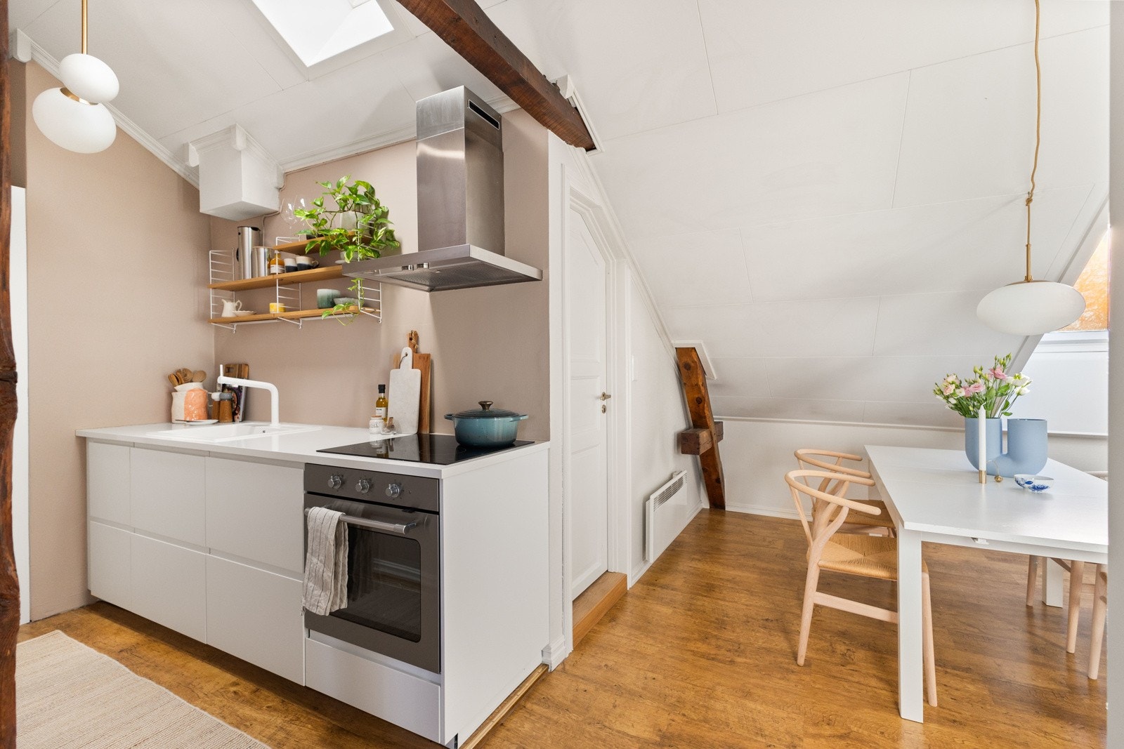 Flott åpen kjøkkenløsning Galleribilde