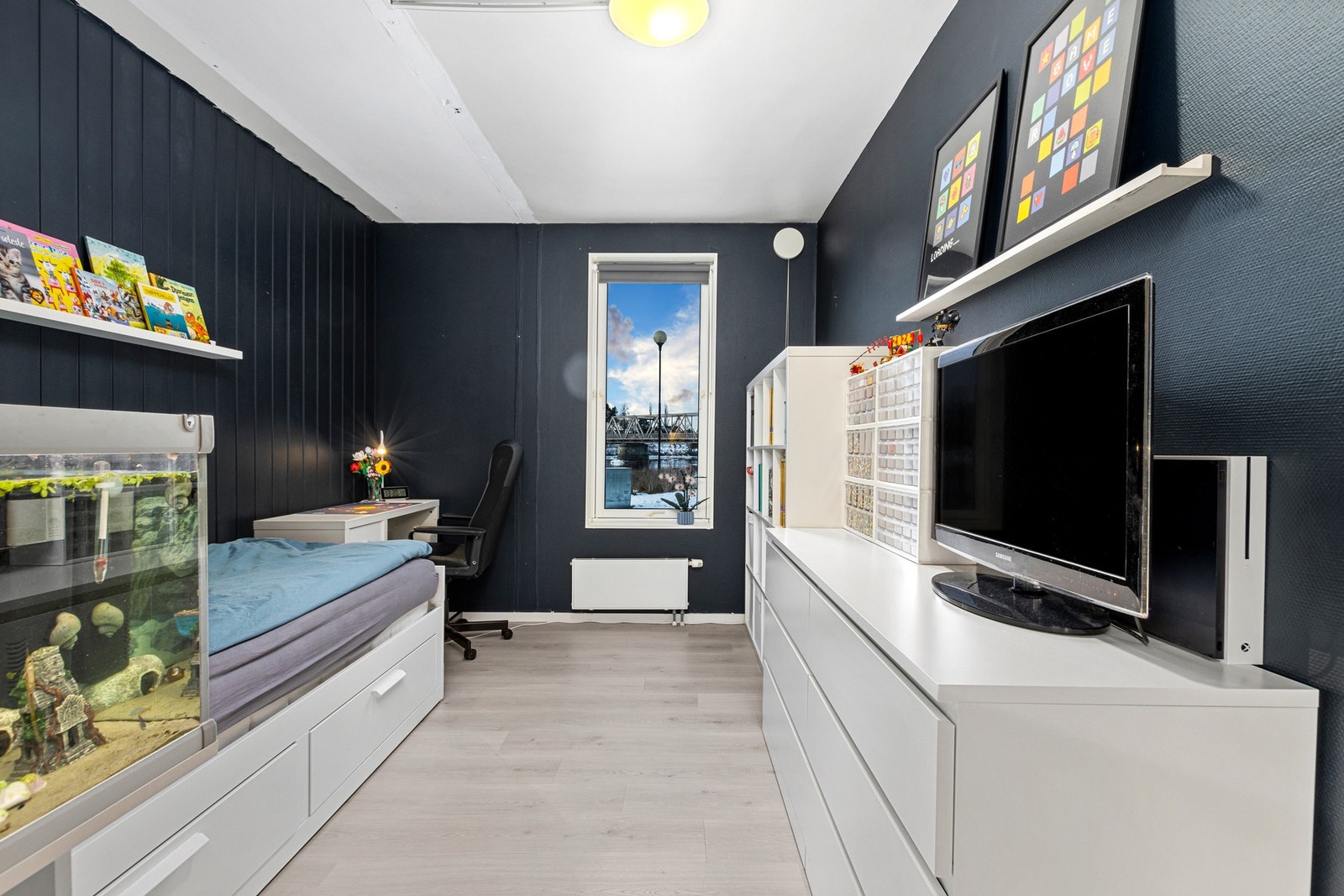 Soverom nummer to. Her er det også elveutsikt. Galleribilde