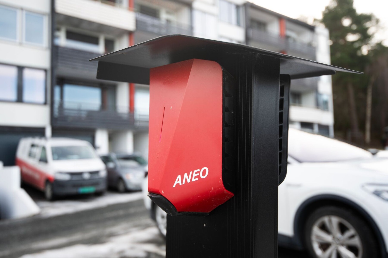 Sameiet har etablert ladeanlegg for lading av elbil. Galleribilde