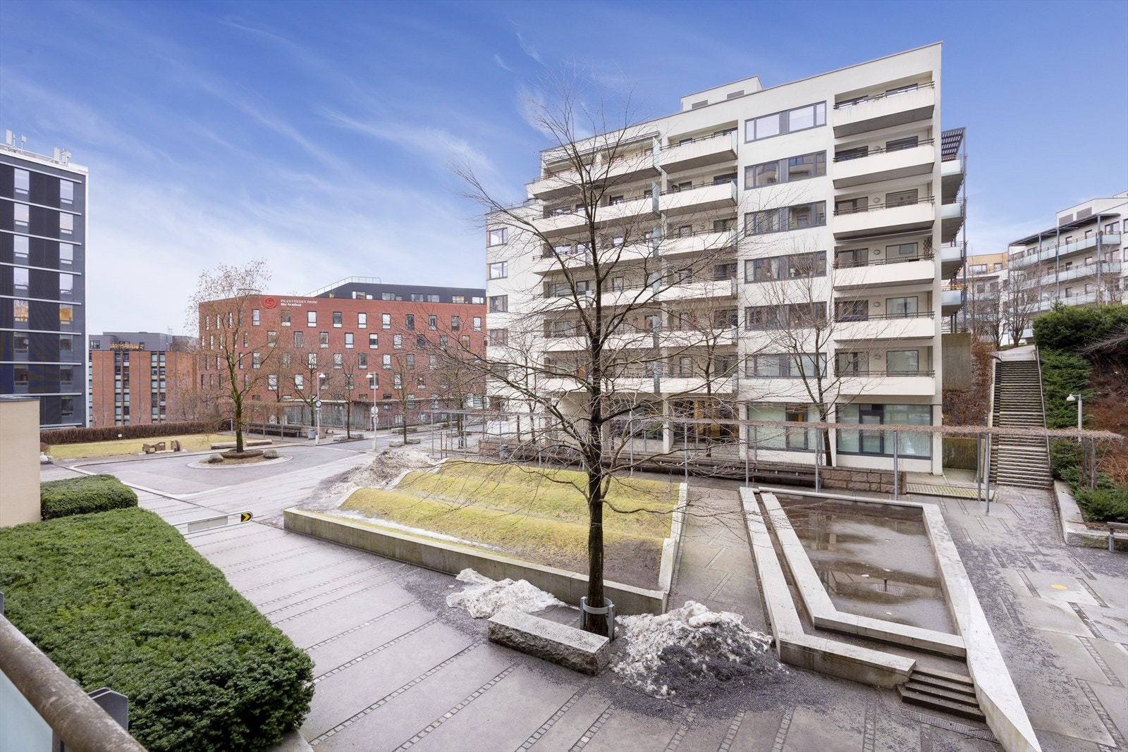 Balkongen vender mot rolige omgivelser. Galleribilde