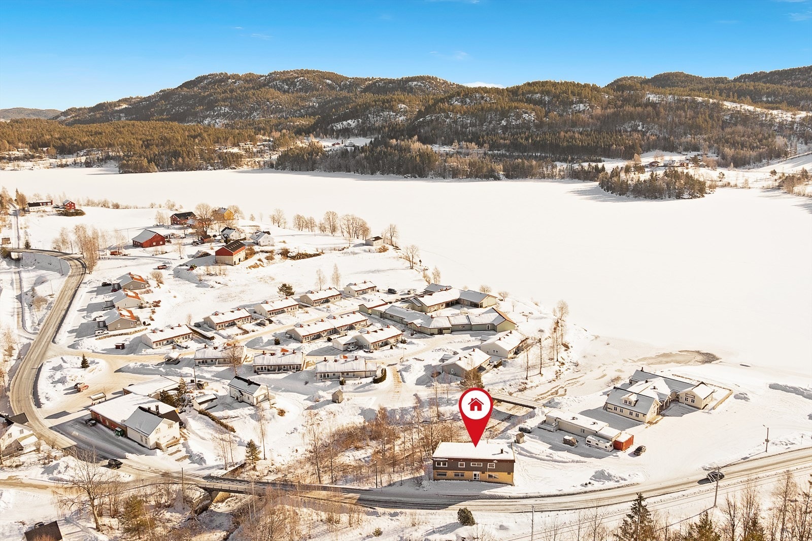 Boligbebyggelse på Neslandsvatn Galleribilde