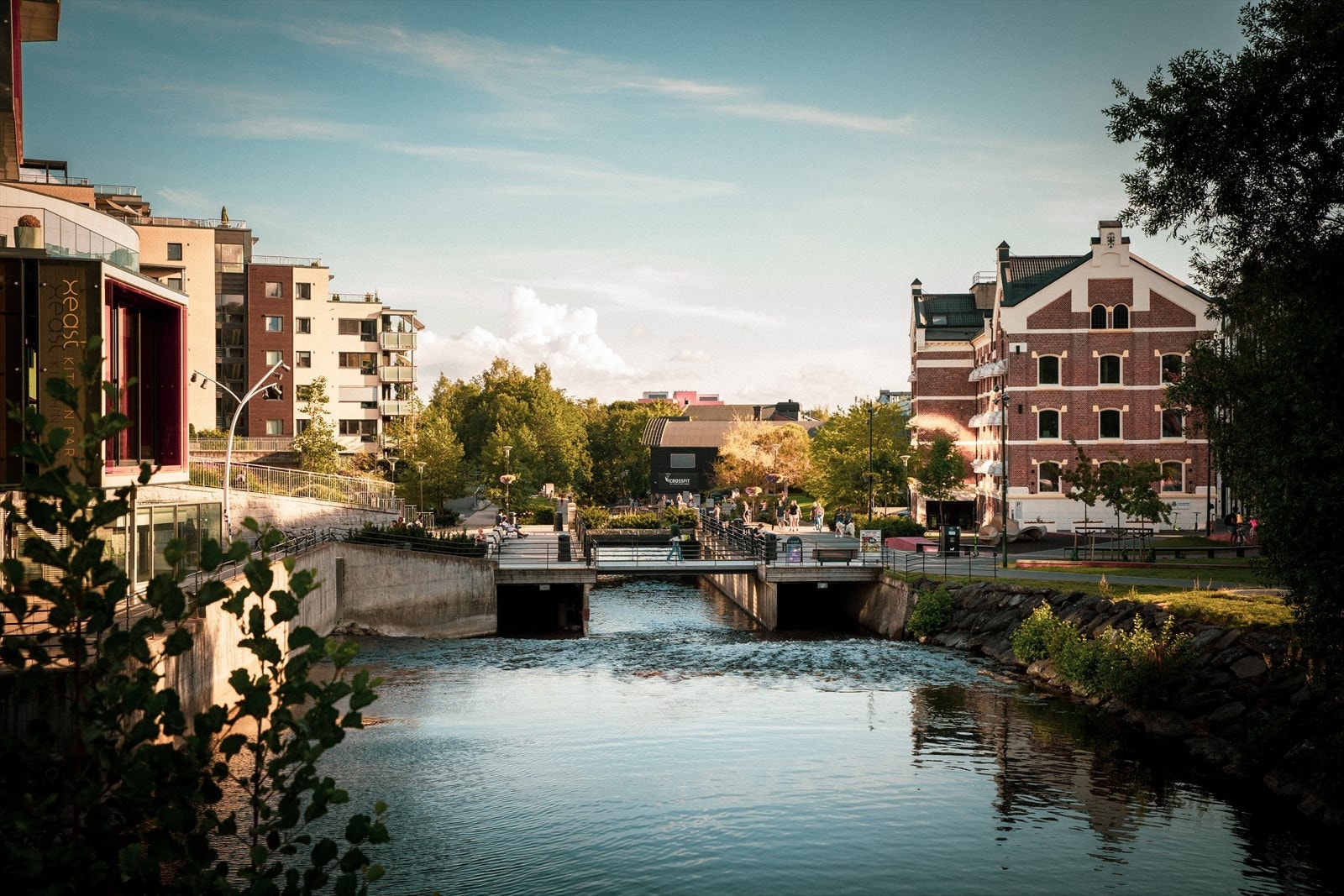I tillegg ligger vakre Akerselva like i nærheten, noe som gir en perfekt kombinasjon av urbant liv og naturskjønne omgivelser. Galleribilde
