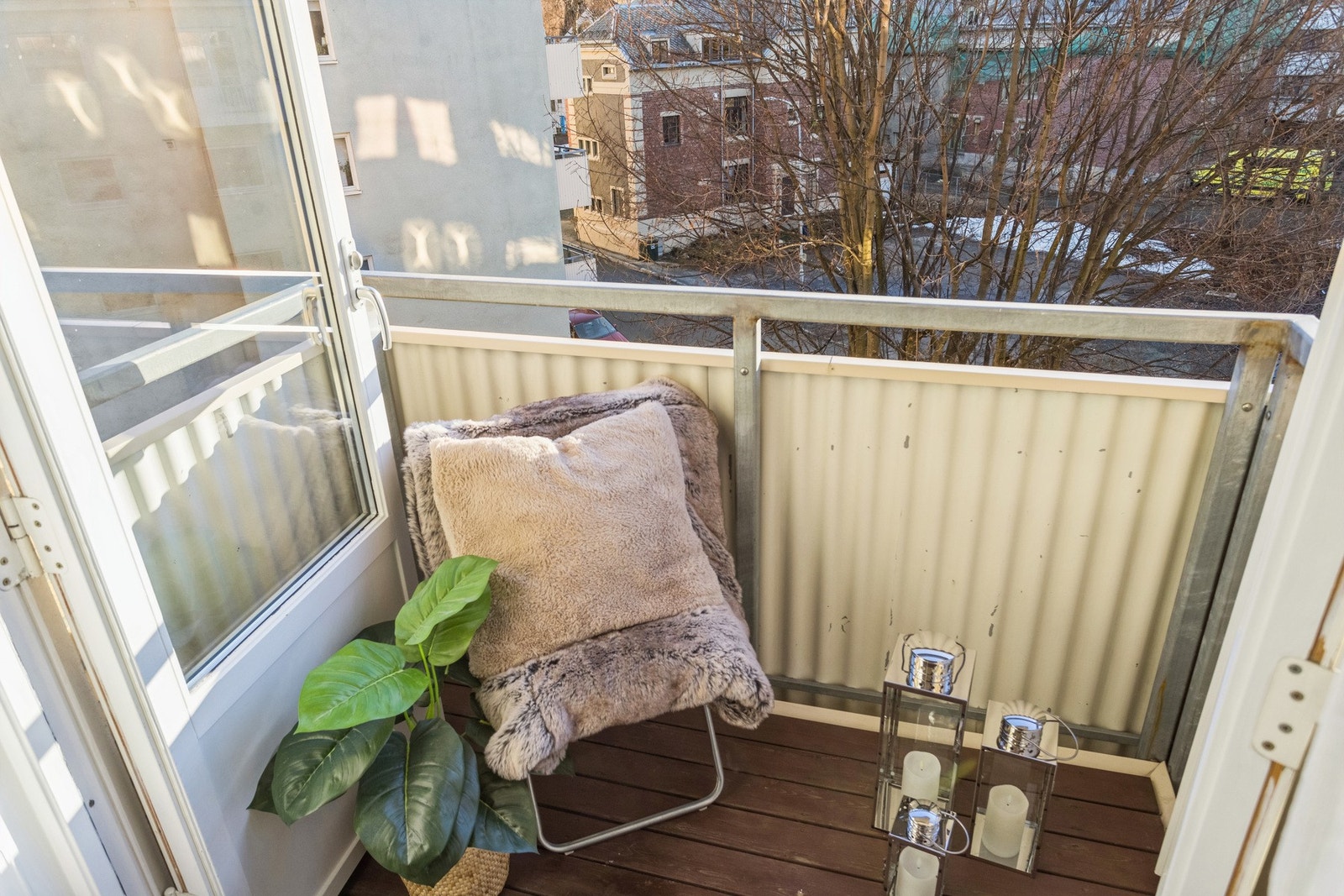 Kort avstand til alle byens fasiliteter, St. Olavs og NTNU. Galleribilde