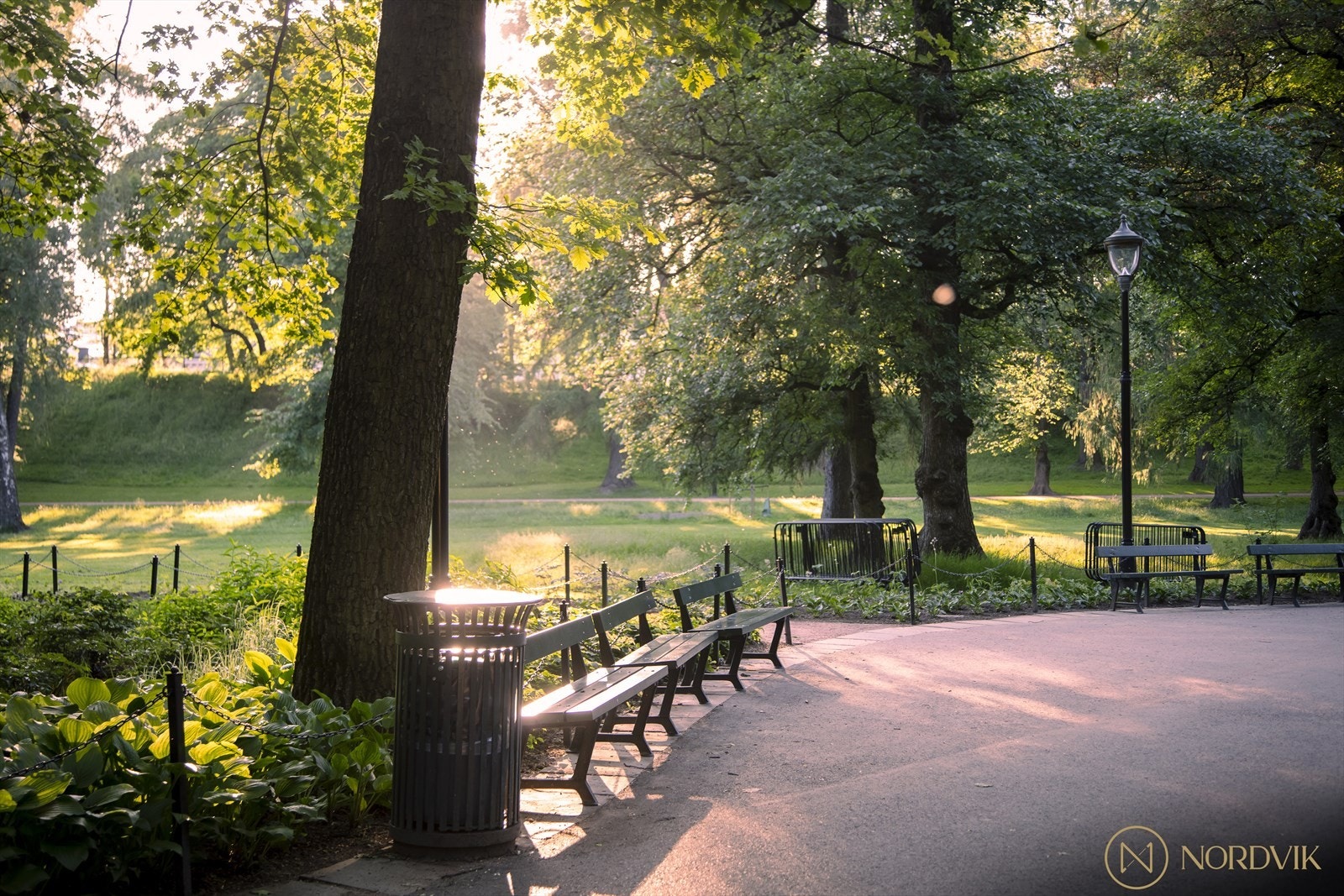 Slottsparken ligger en kort gåtur unna adressen. Det er altså ikke lang vei til Nationalteateret stasjon fra boligen. Galleribilde