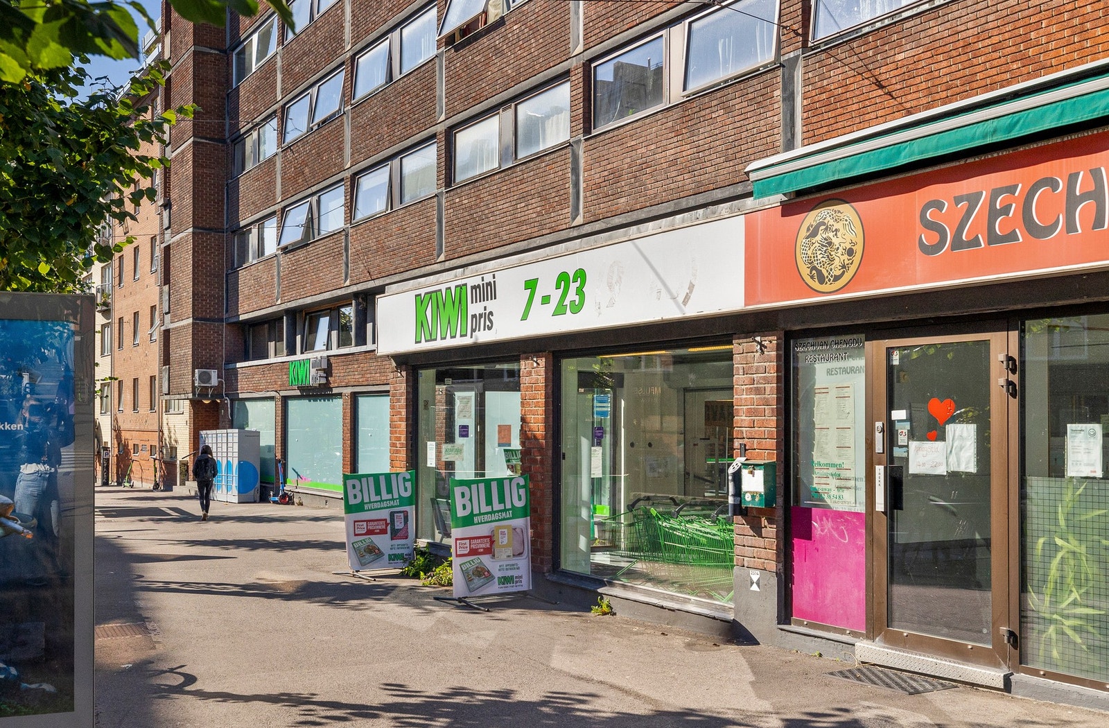 KIWI ligger rett over gaten. Galleribilde