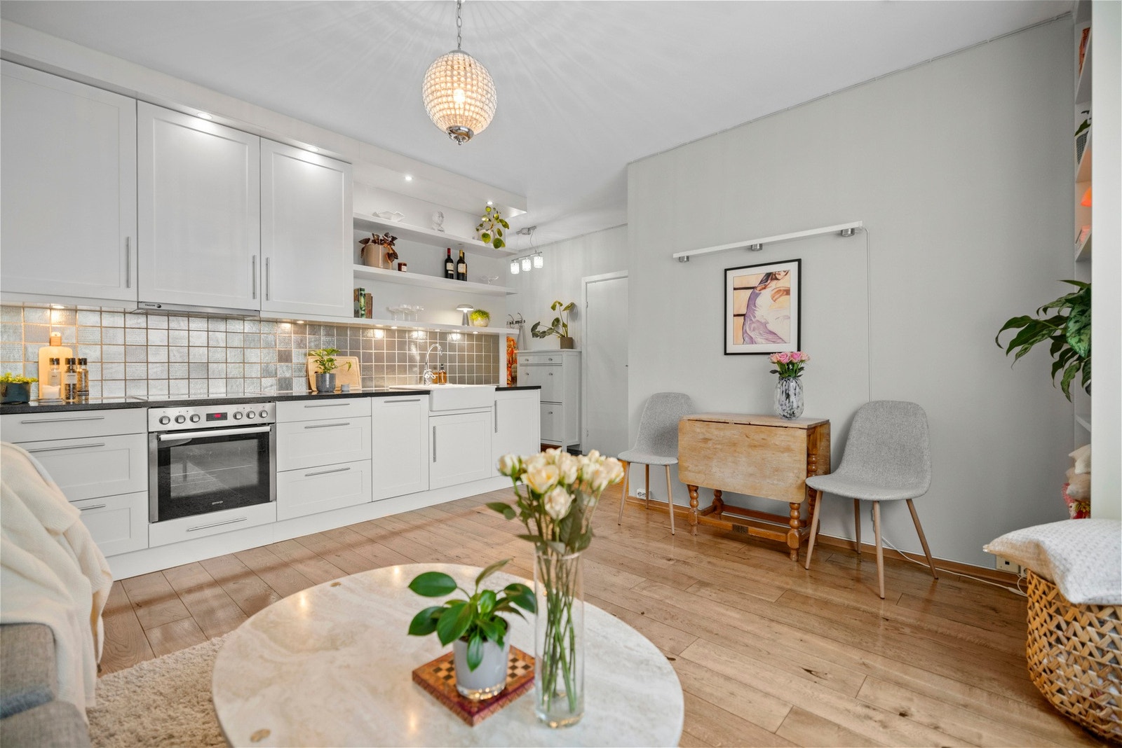 Stine Lilly Horgen v/ EIE eiendomsmegling Valkyrien har gleden av å presentere Trondheimsveien 83C! Galleribilde