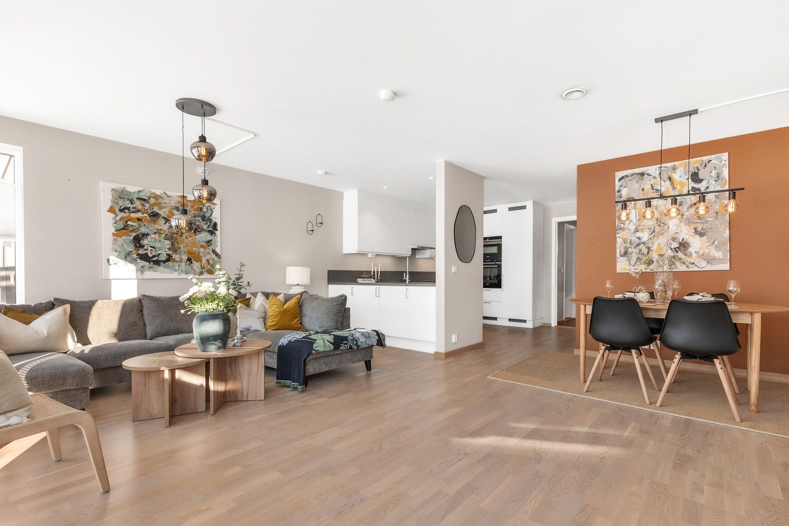 Nyere og lekkert rekkehus fra 2021 Galleribilde