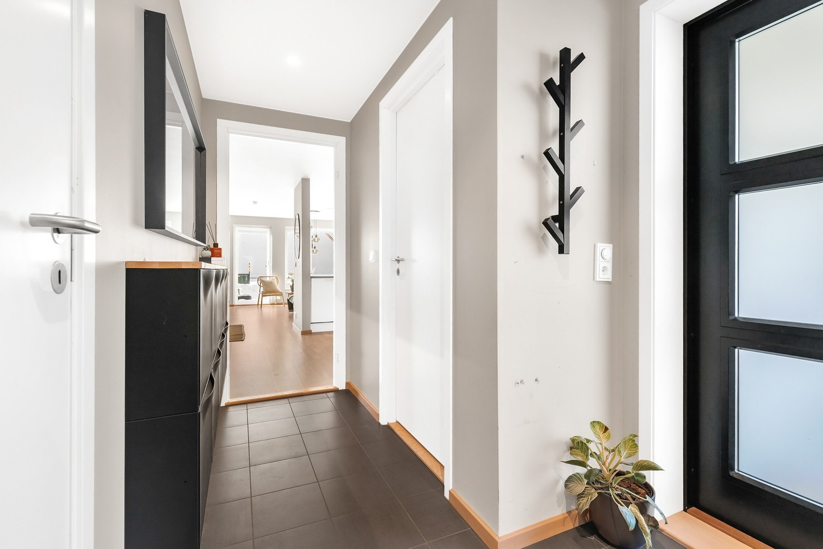 Entré/gang Galleribilde