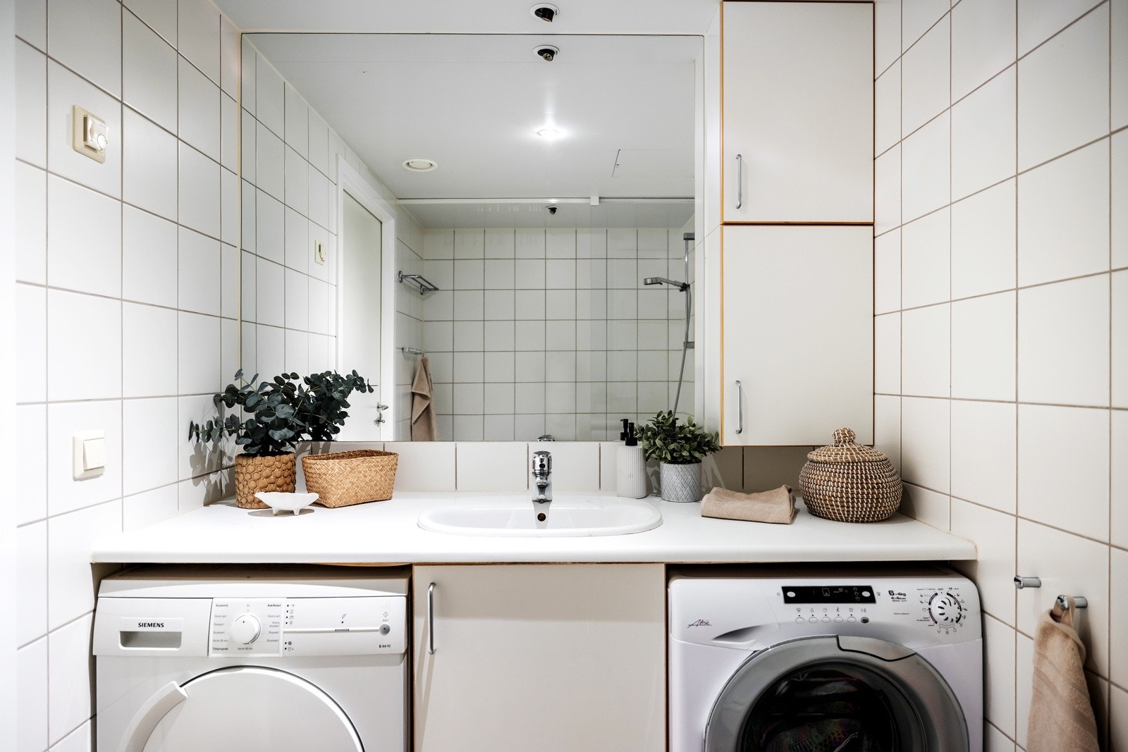 Det er opplegg for vaskemaskin og tørketrommel. Galleribilde