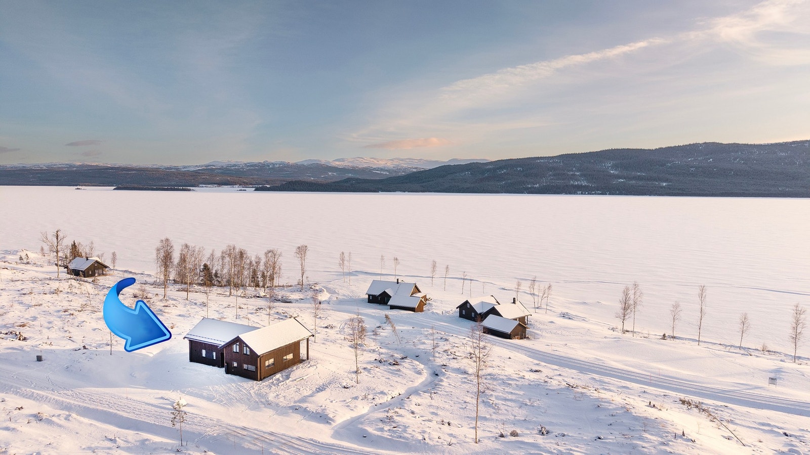 Fin beliggenhet i Lierne, med flott utsikt utover Kvesjøen! Galleribilde