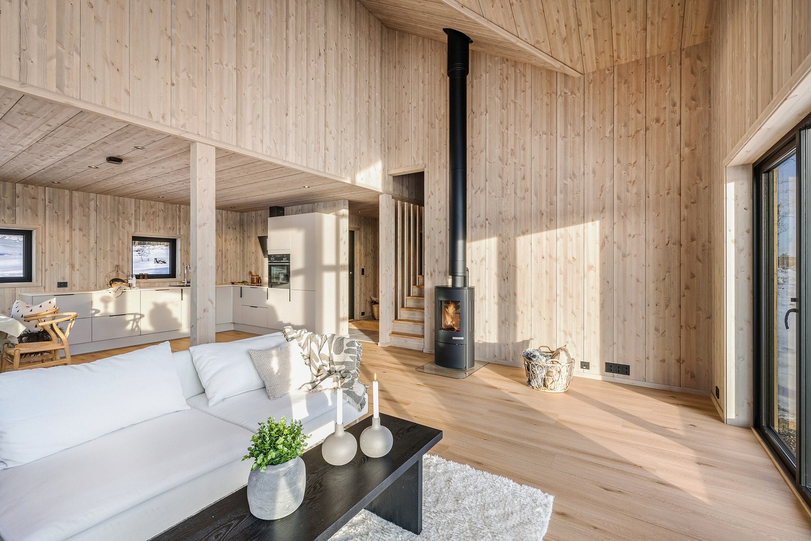 Hytta holder en høy og moderne standard av god kvalitet Galleribilde