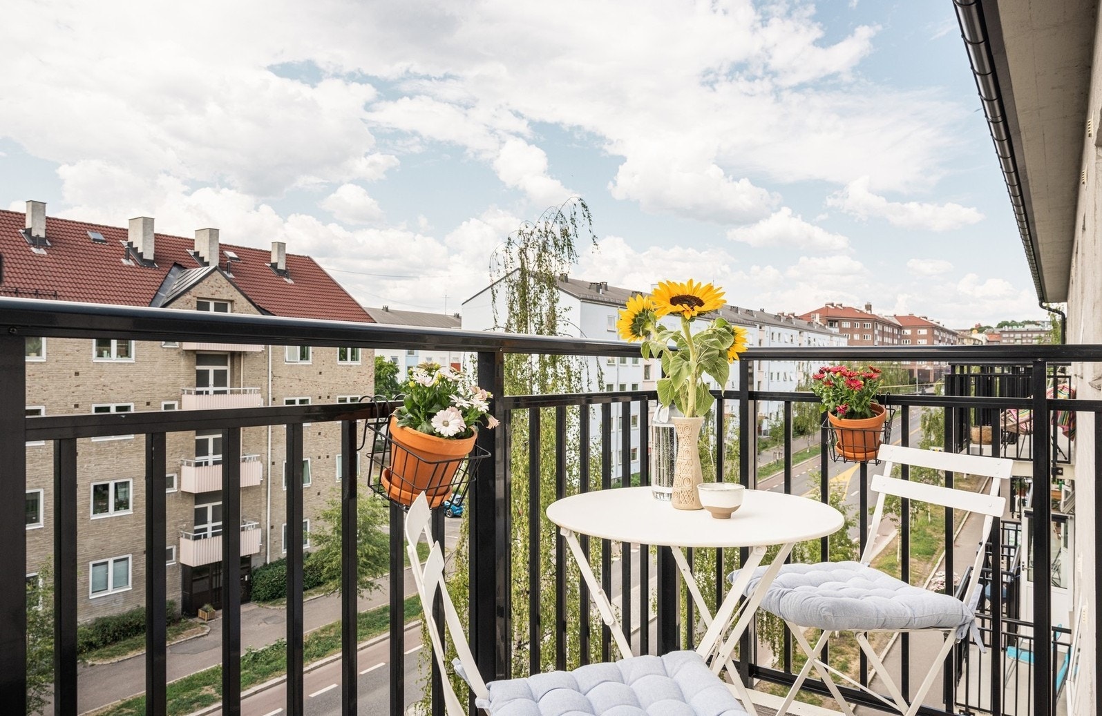 Balkong med gode solforhold Galleribilde