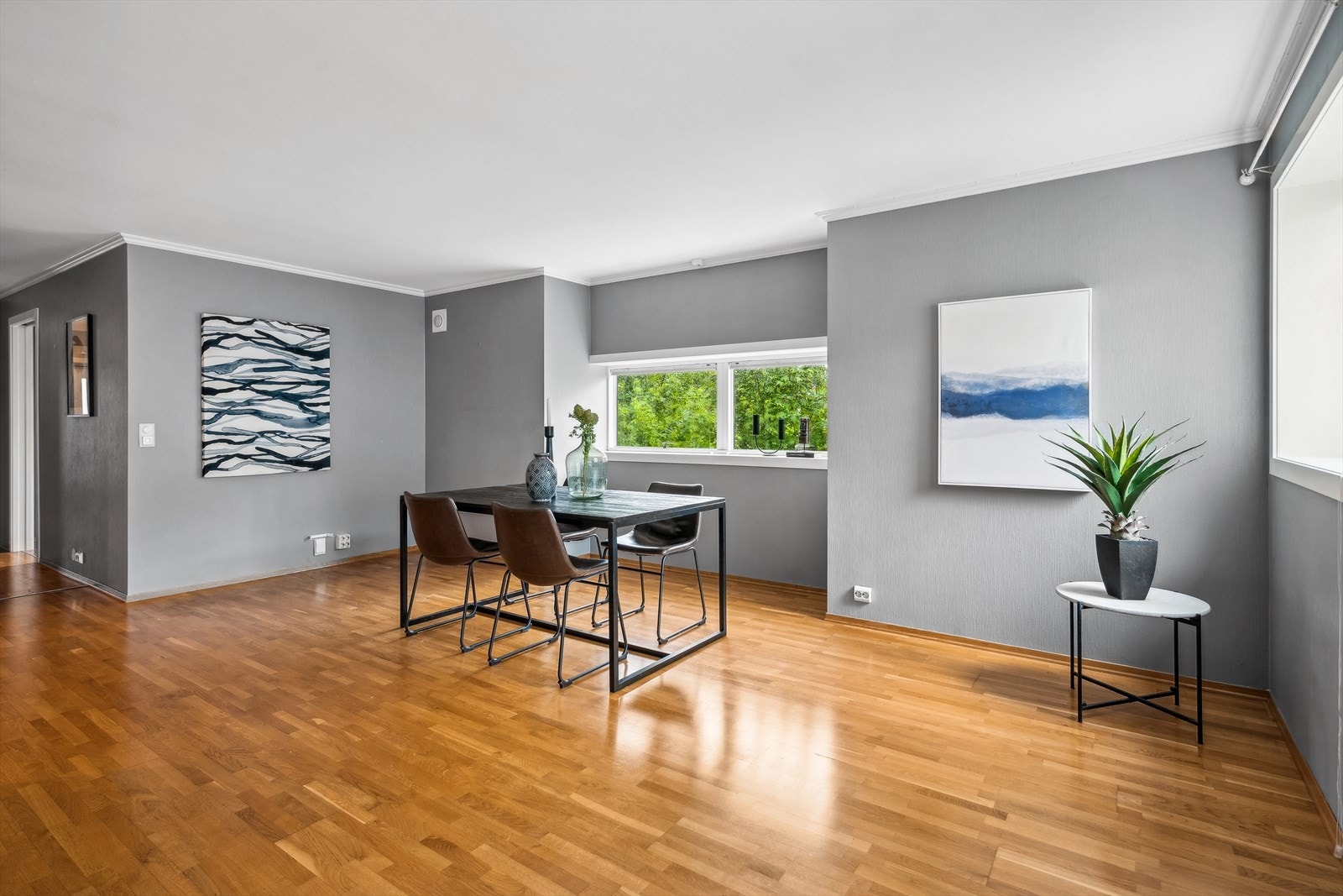 Spiseplassen for små eller større anledninger Galleribilde