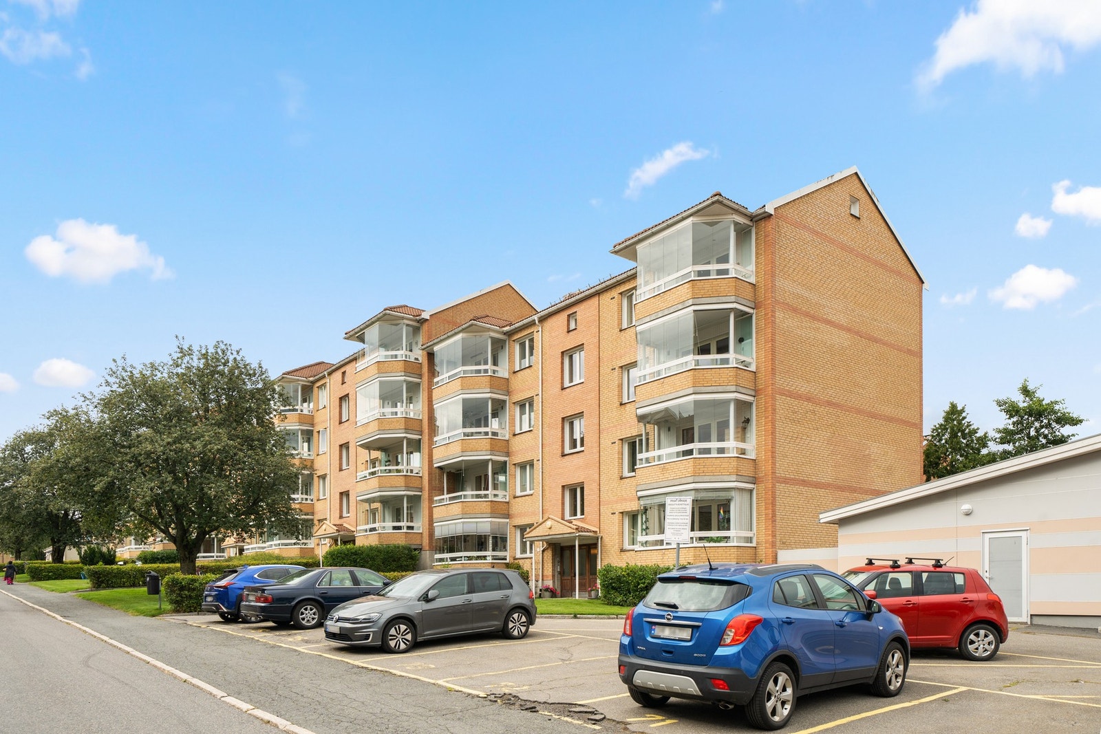 Borettslaget består av 454 andelsleiligheter og har en god vedlikeholdshistorikk. Galleribilde