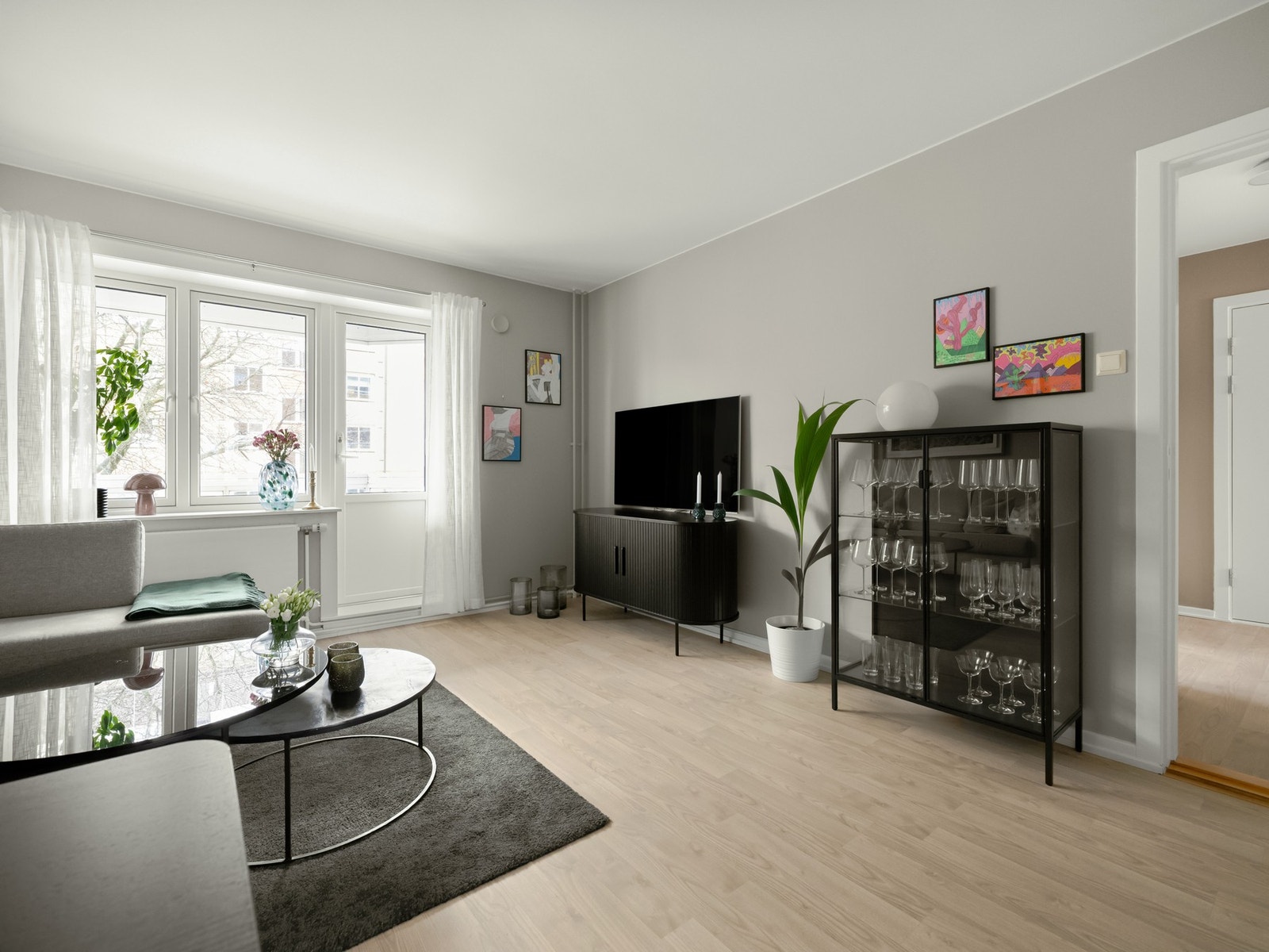 Stuerommet er av god størrelse, som gir fine møbleringsmuligheter. Galleribilde