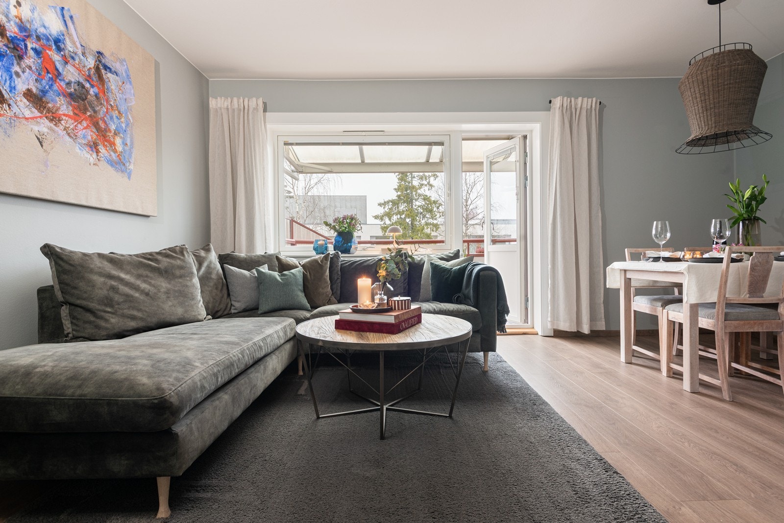 Påkostet leilighet med høy standard du kan flytte rett inn i Galleribilde