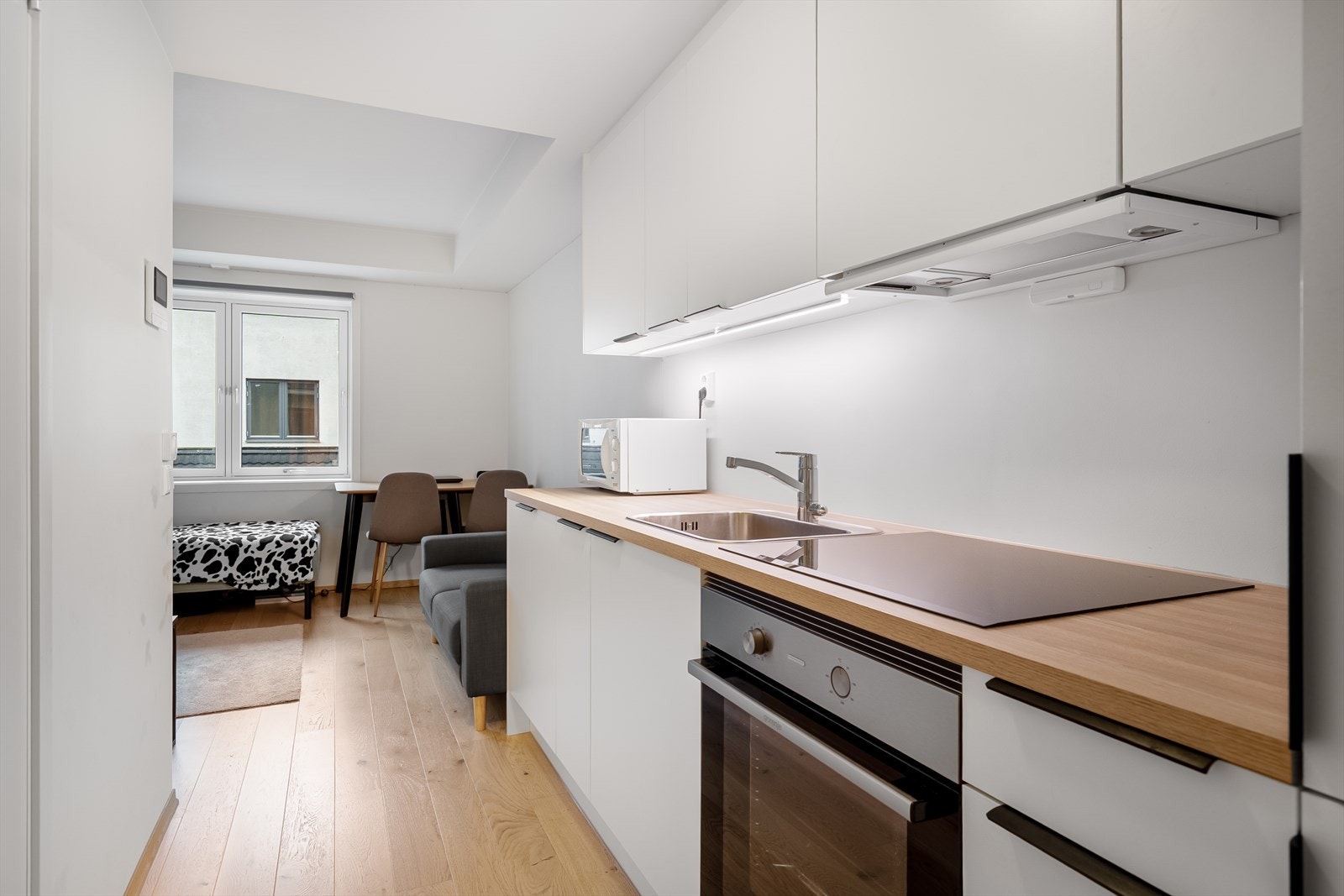 Moderne kjøkken med gode løsninger. Galleribilde