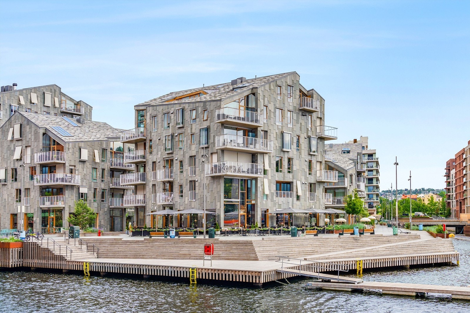 Bjørvika om området rundt byr på arkitektur, strand, god mat, kunst og kultur. Galleribilde