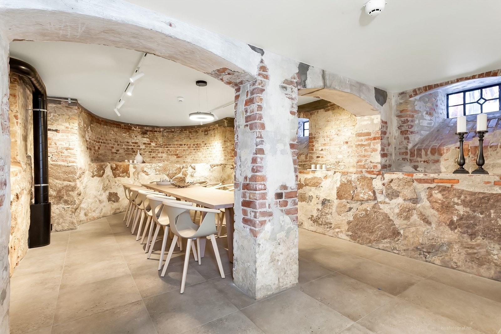 Lokalet er perfekt for større selskaper Galleribilde