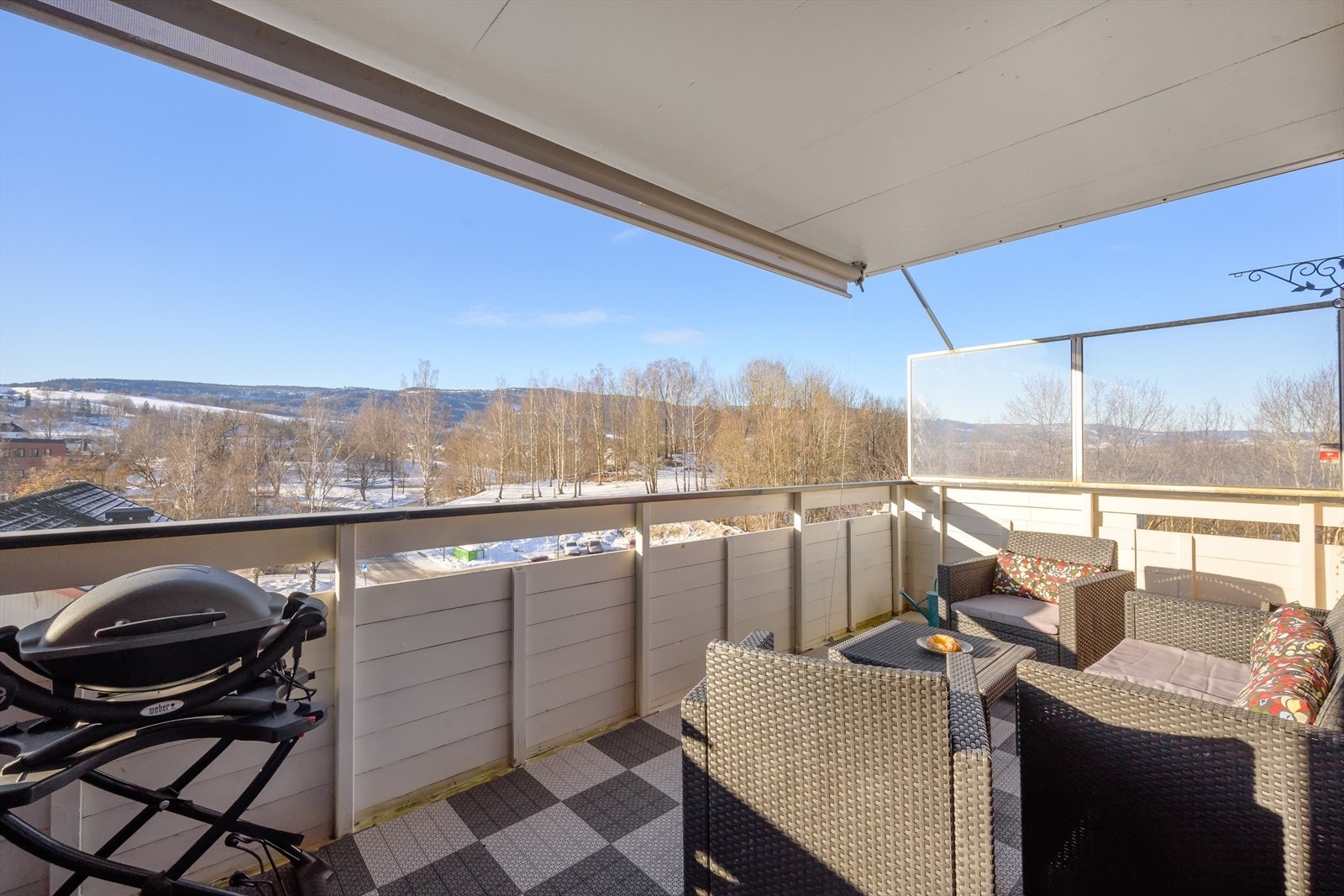 Her har man ettermiddag-/kveldssol. Galleribilde