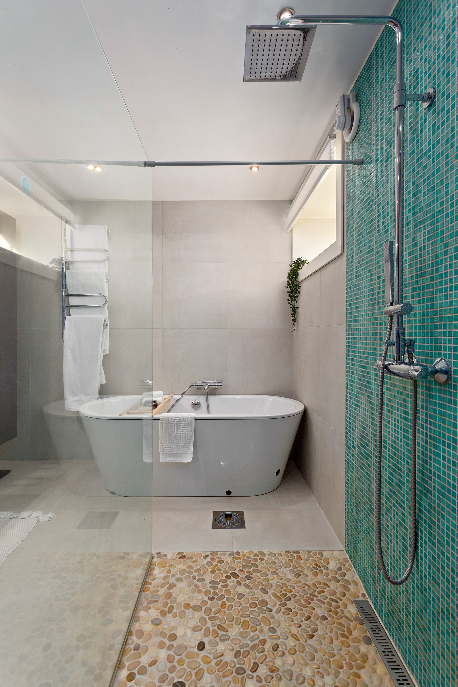 Baderommet i kjelleren ble rehabilitert og ferdigstilt januar 2017. Galleribilde