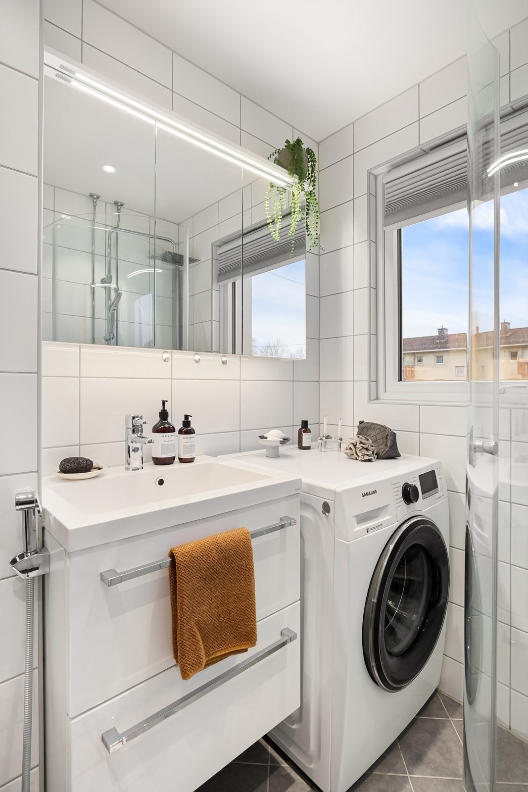 Tatt i regi av borettslaget. Galleribilde