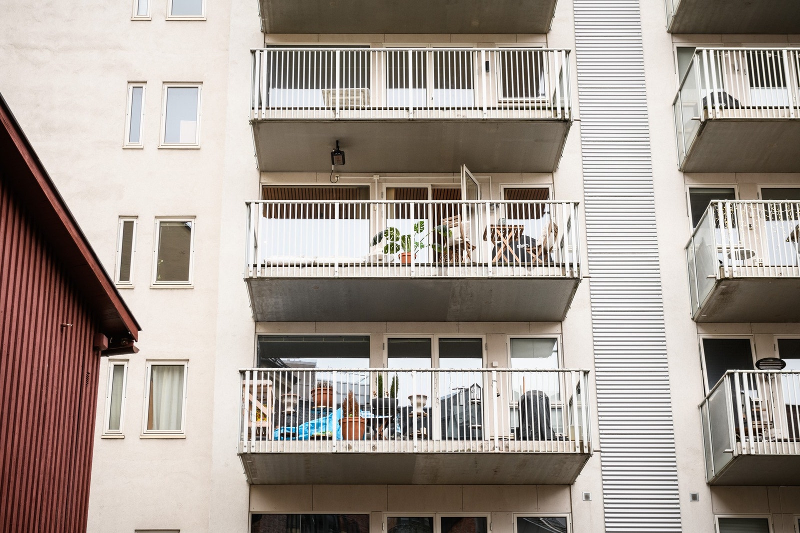 Bygget er tegnet av DARK Arkitekter, og ble i 2007 nominert til Statens byggeskikkpris. Galleribilde