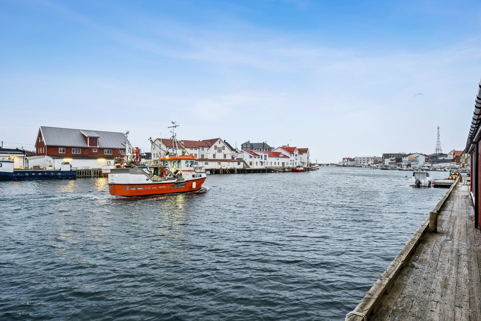 Området byr ellers på flotte turmuligheter i varierende terreng som man kan benytte seg av gjennom året. Galleribilde