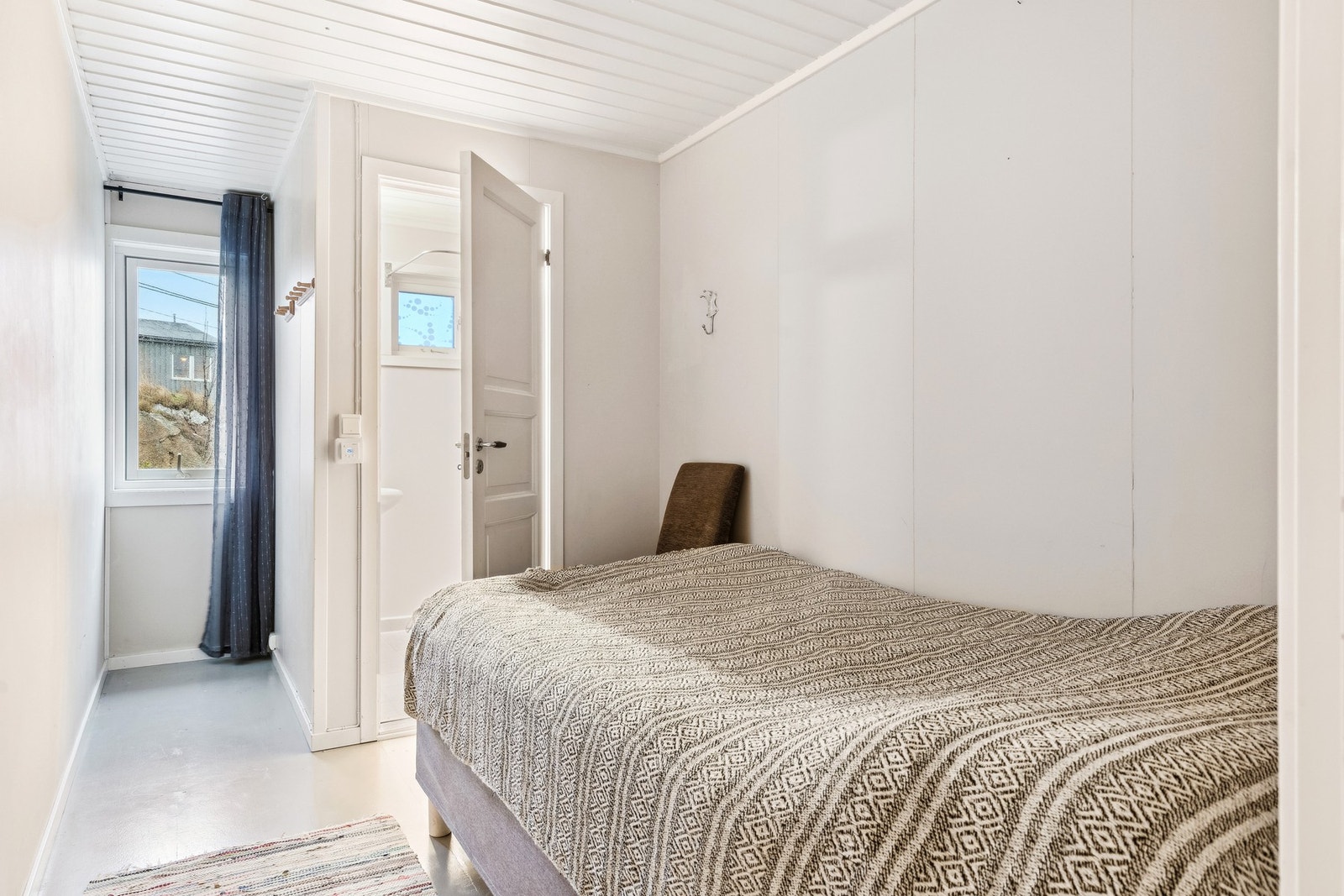 Soverom 2 som også har eget bad. Galleribilde