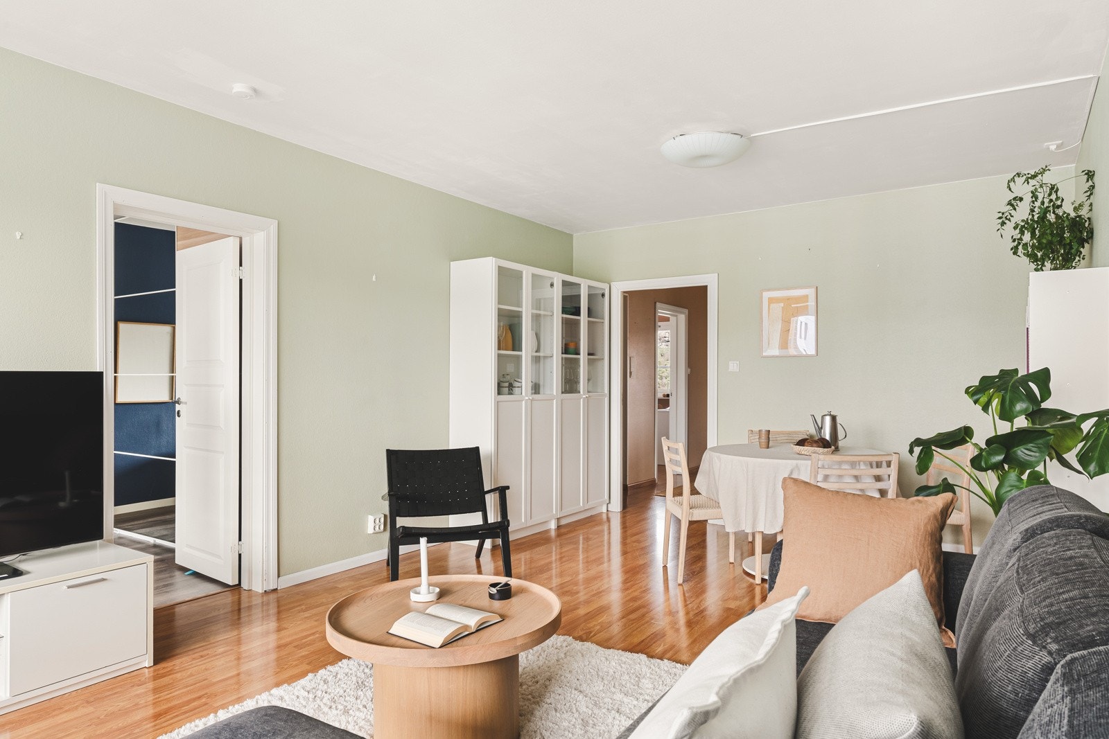 Fra stuen er det tilkomst til hovedsoverommet. Galleribilde