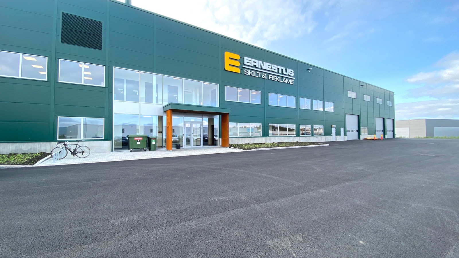 Torgård: 930m2 lager/verksted/produksjon Galleribilde