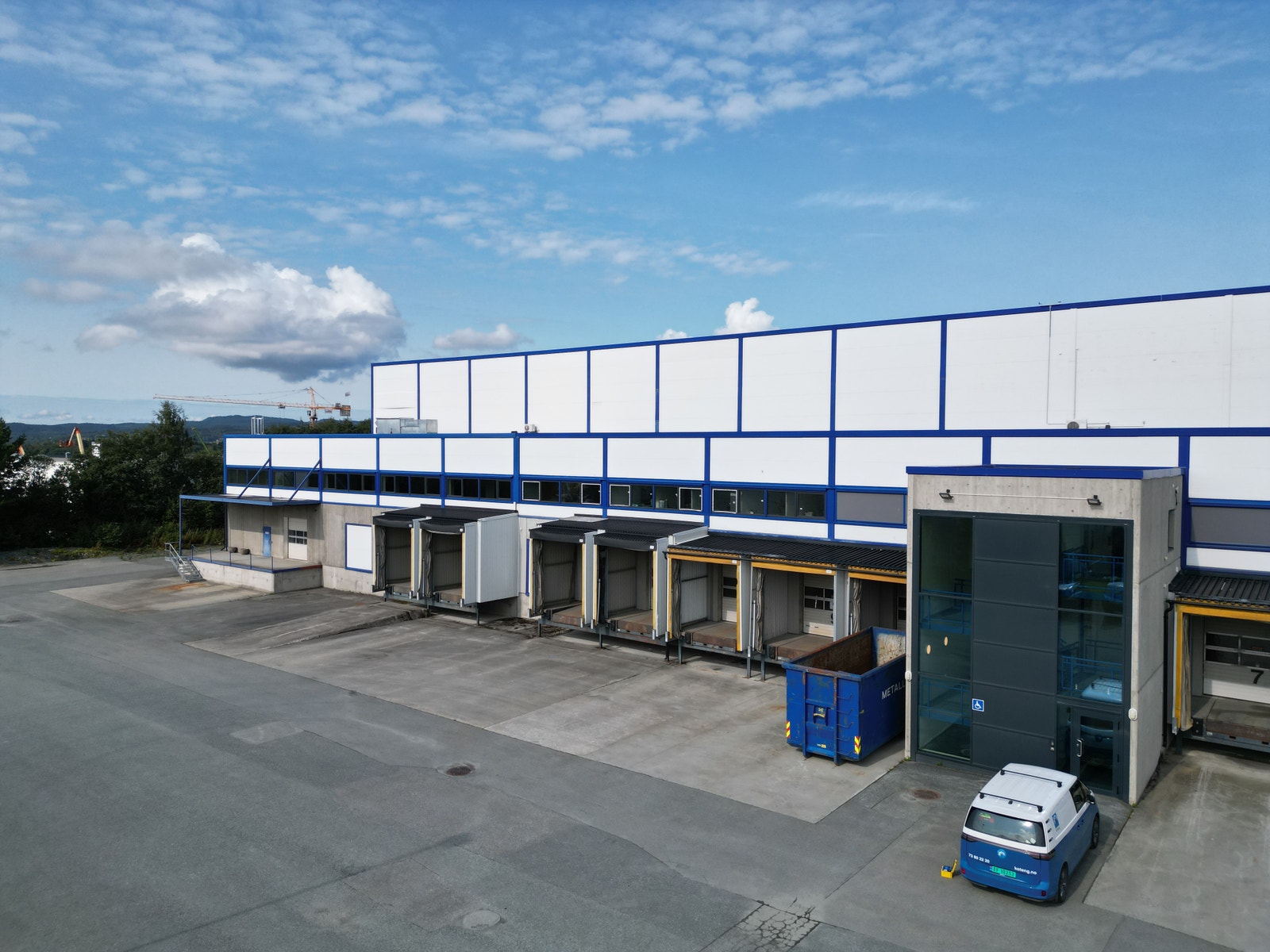 Heimdal: Stor lagerhall (5280m2) med inntil 12m takhøyde Galleribilde