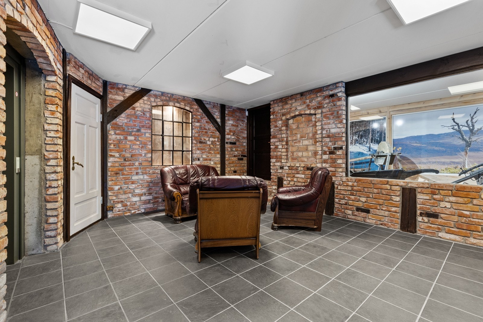 Opphold 2.etg, Galleribilde