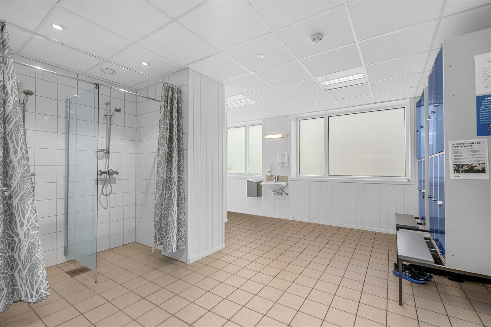 Treningsrom/garderobe 1.etg Galleribilde