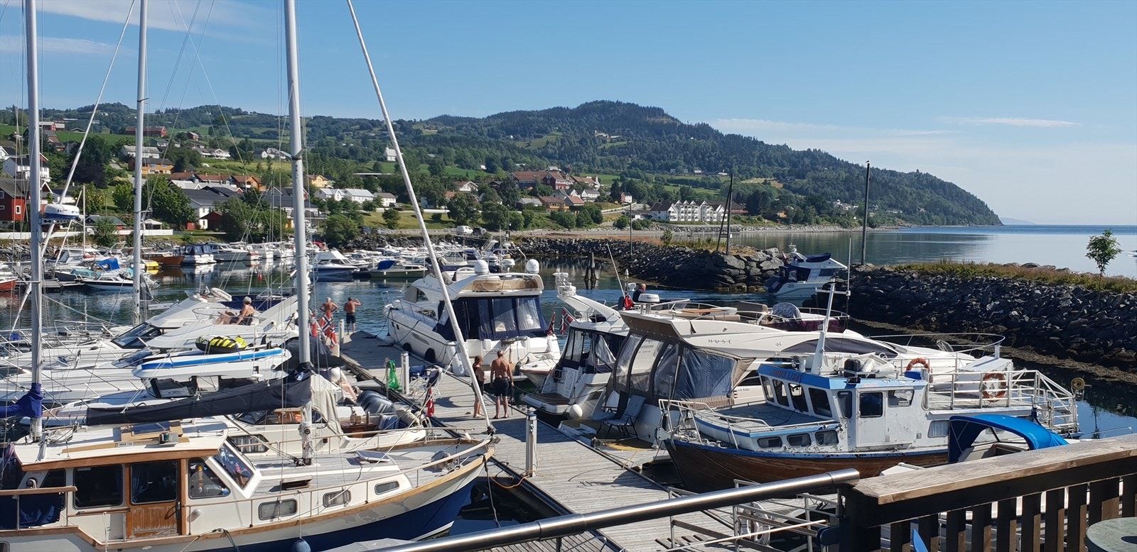 For den som drømmer om å starte egen bedrift har man her en unik mulighet, både mtp. beliggenhet og tilhørende kundemasse. Galleribilde