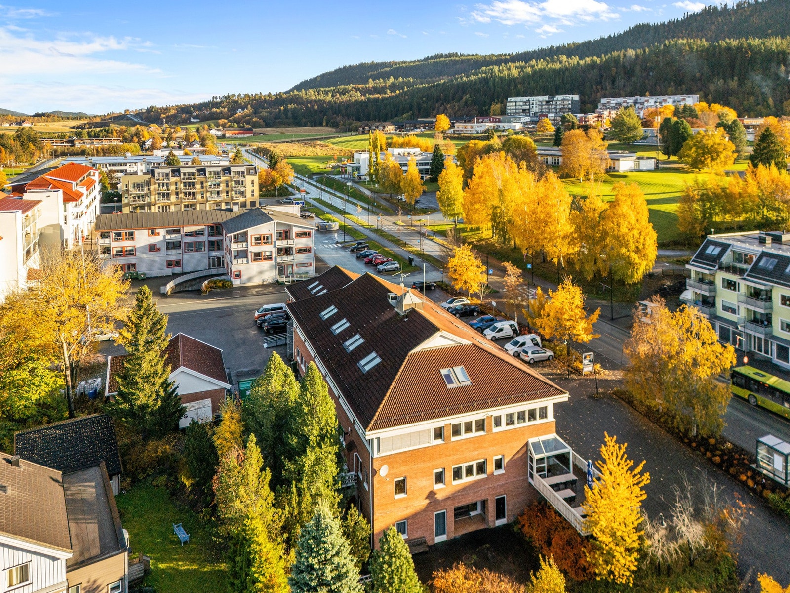 Sentral beliggenhet i Klæbu sentrum Galleribilde
