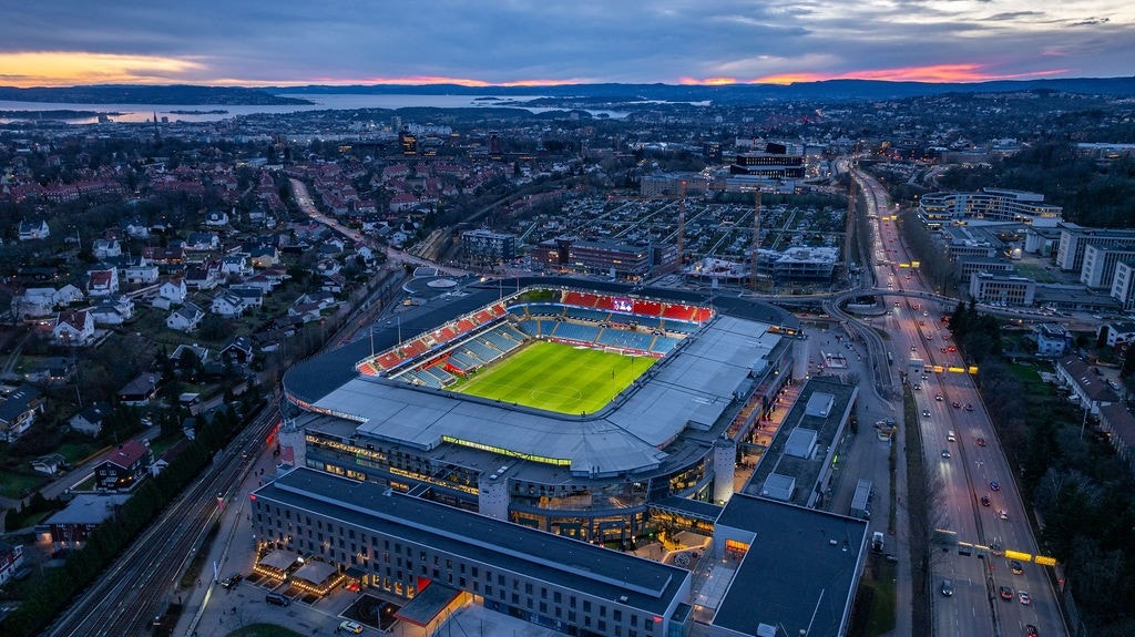 Velkommen til Ullevaal - sjelden mulighet for å leie flotte kontorer på Ullevaal stadion! Bilde tatt av Jan-Petter Dahl/TV2. Galleribilde