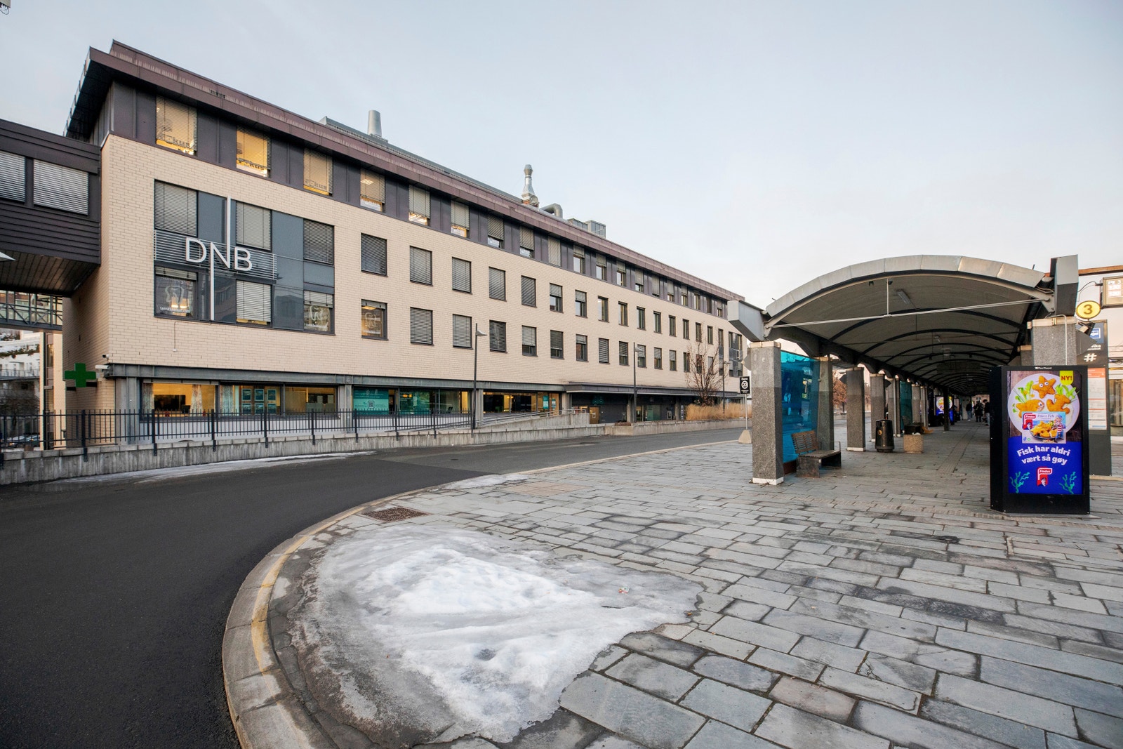 Leif Tronstads plass 6. Galleribilde