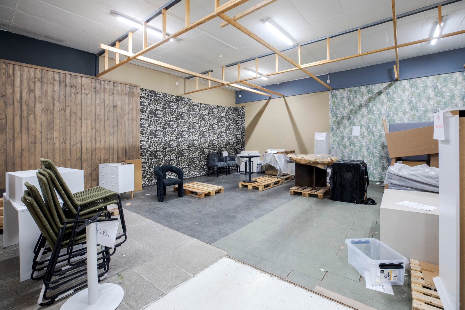 Mulighet for inntil 380 kvm lager (kan deles opp). Galleribilde