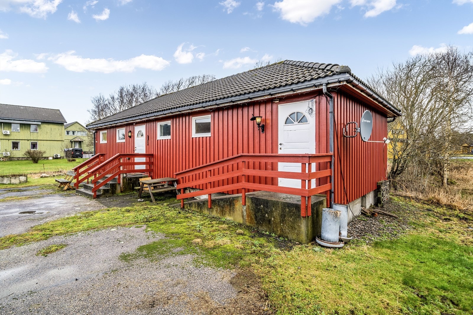 Frittliggende boligdel med bod Galleribilde