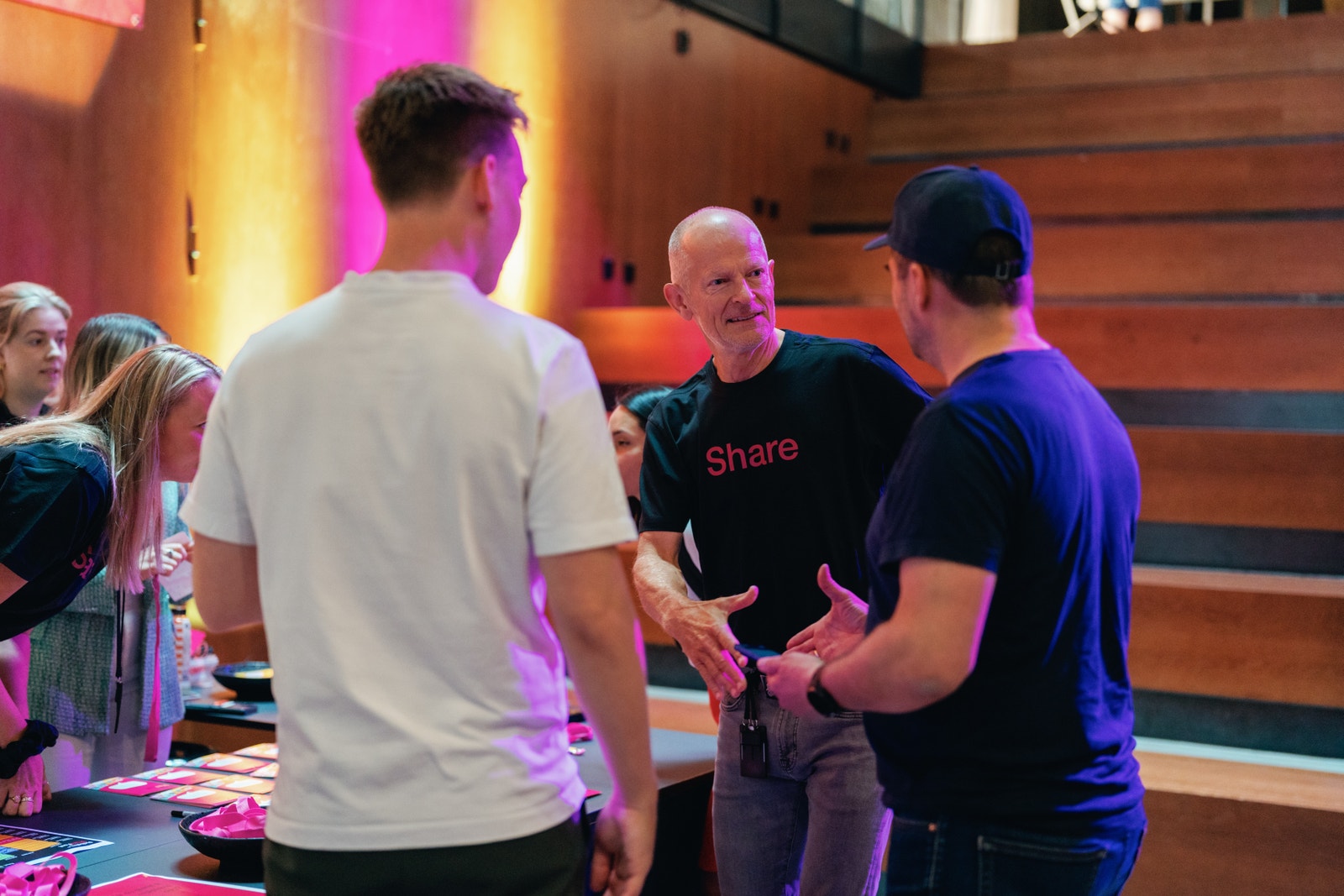 Rebel har en vennlig og inkluderende vibe Galleribilde