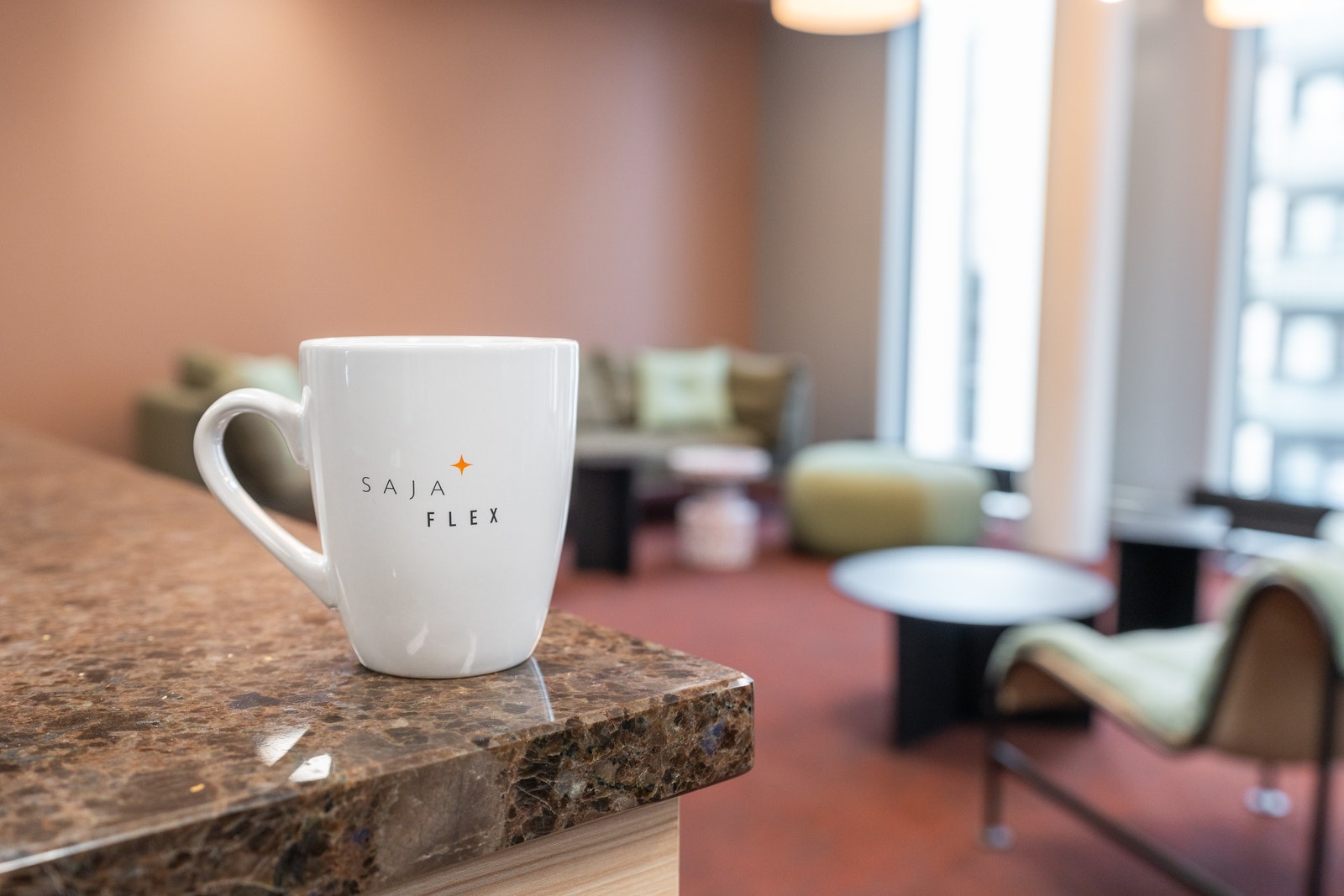 Velkommen til en hyggelig dag på kontoret! Galleribilde